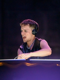 DJ Felix Jaehn, CUPRAxAids Gala, Deutsche Oper, Berlin