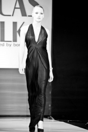 Berlin Fashionweek 11 / Chicas Walk