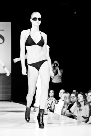 Berlin Fashionweek 11 / Chicas Walk