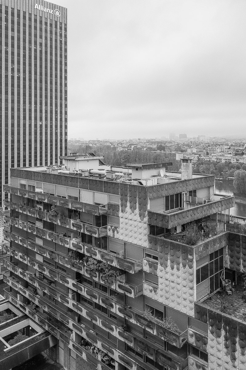 Paris, La Défense, Blick auf das Damiers D'Anjou Gebäude