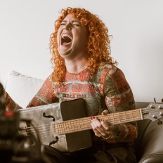 SEAT TVOG Webspecial Berlin, mit Mark Forster, Isabel Nolte, Dominik Sedlmayr Gitarrenbauer und Antonio Esposito