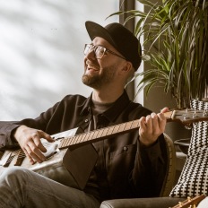 SEAT TVOG Webspecial Berlin, mit Mark Forster, Isabel Nolte, Dominik Sedlmayr Gitarrenbauer und Antonio Esposito