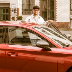 SEAT TVOG Webspecial Berlin, mit Mark Forster, Isabel Nolte, Dominik Sedlmayr Gitarrenbauer und Antonio Esposito