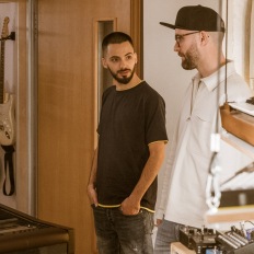 SEAT TVOG Webspecial Berlin, mit Mark Forster, Isabel Nolte, Dominik Sedlmayr Gitarrenbauer und Antonio Esposito