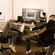 SEAT TVOG Webspecial Berlin, mit Mark Forster, Isabel Nolte, Dominik Sedlmayr Gitarrenbauer und Antonio Esposito