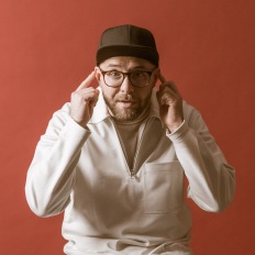 SEAT TVOG Webspecial Berlin, mit Mark Forster, Isabel Nolte, Dominik Sedlmayr Gitarrenbauer und Antonio Esposito