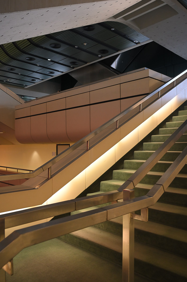 ICC Berlin, The Sun Machine Is Coming Down