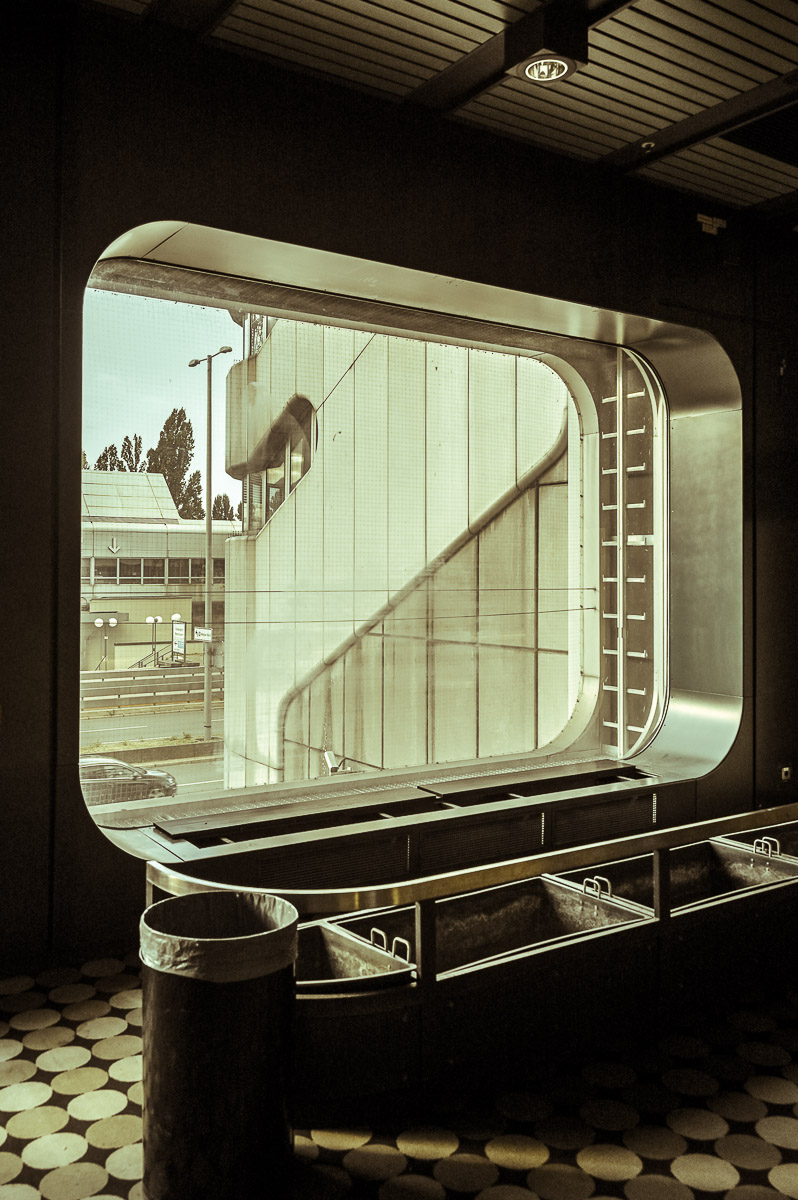 ICC Berlin, The Sun Machine Is Coming Down