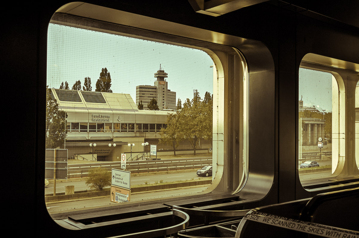 ICC Berlin, The Sun Machine Is Coming Down