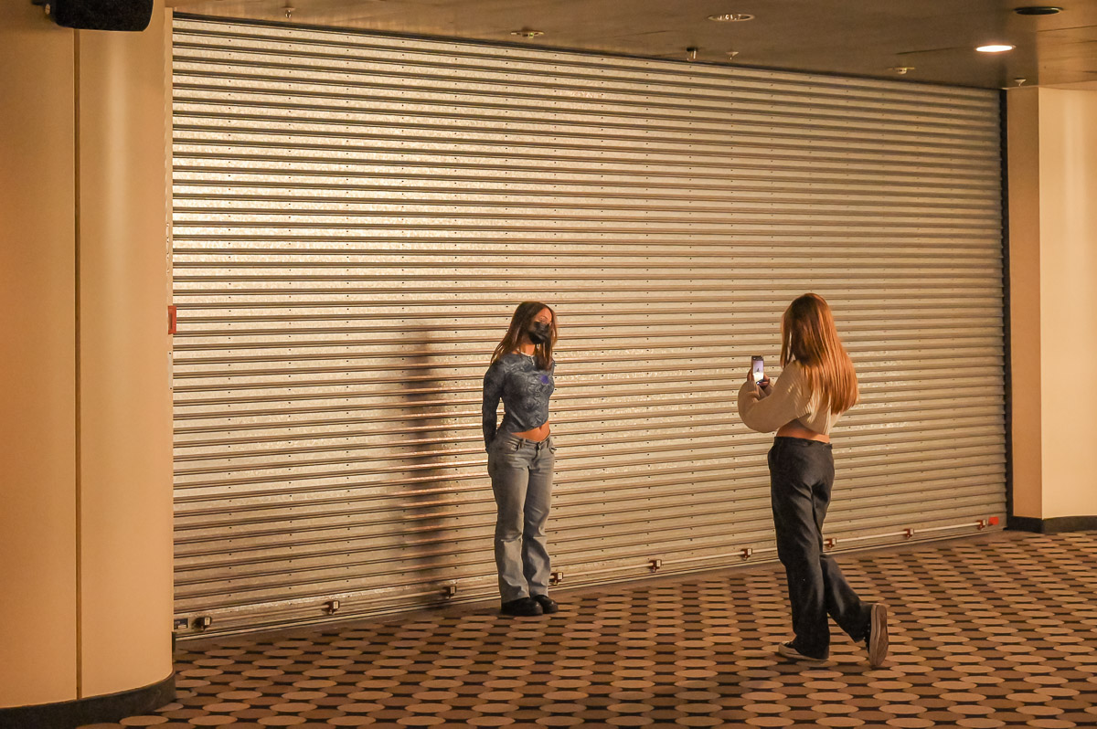 ICC Berlin, The Sun Machine Is Coming Down