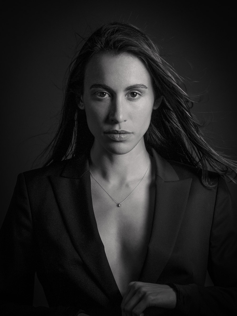 DJ Bruna by Stephan Redel
