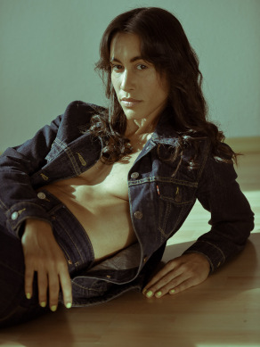 DJ Bruna by Stephan Redel