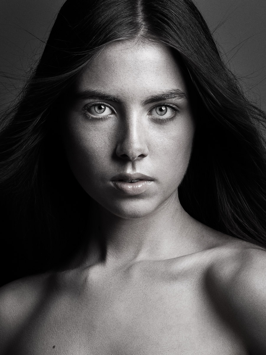 Anouk by Stephan Redel